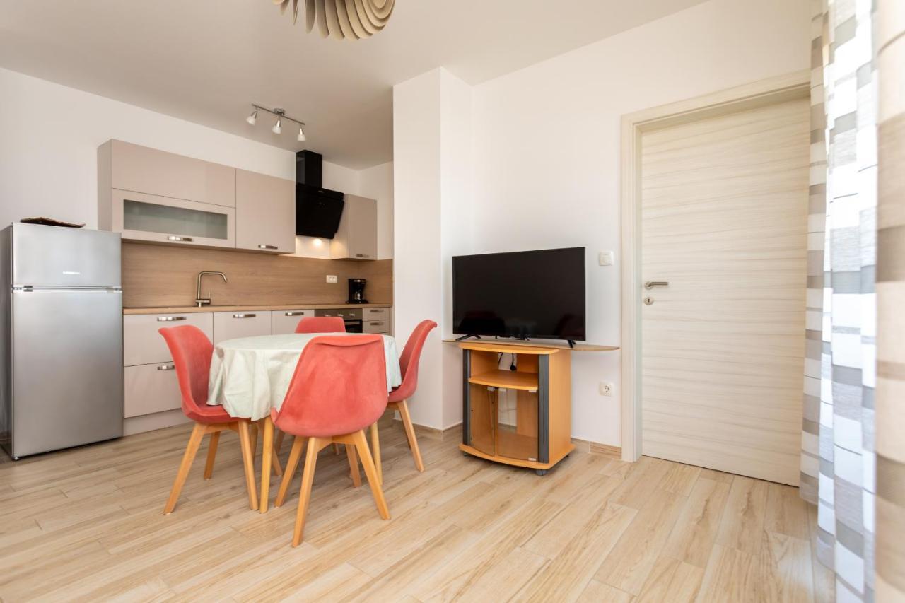 Apartments Jelena Вантачичи Экстерьер фото
