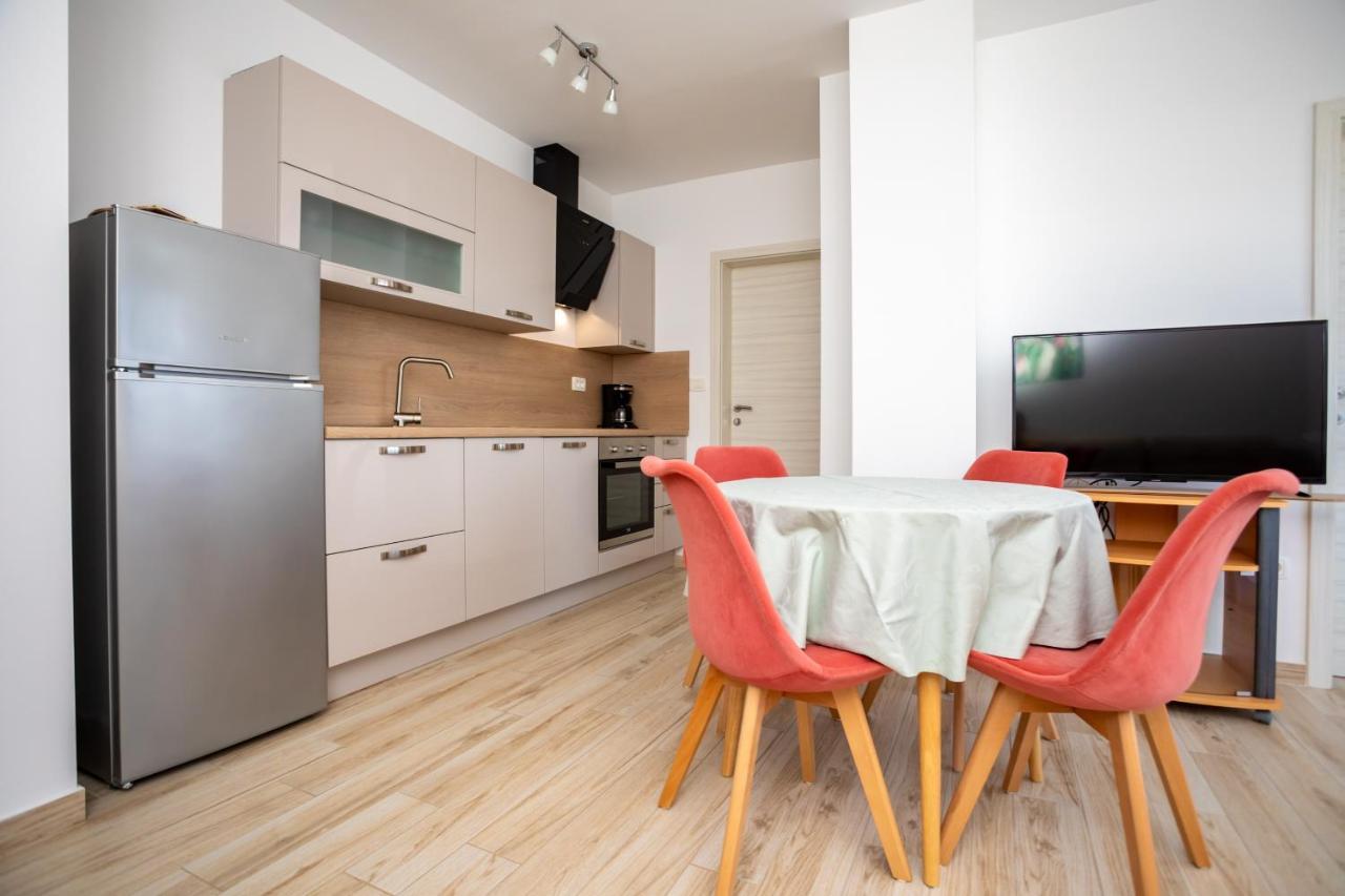 Apartments Jelena Вантачичи Экстерьер фото